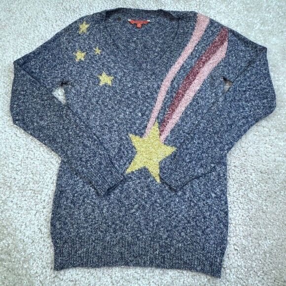 Modcloth Shooting For The Star V-Neck Sweater - Picture 2 of 8